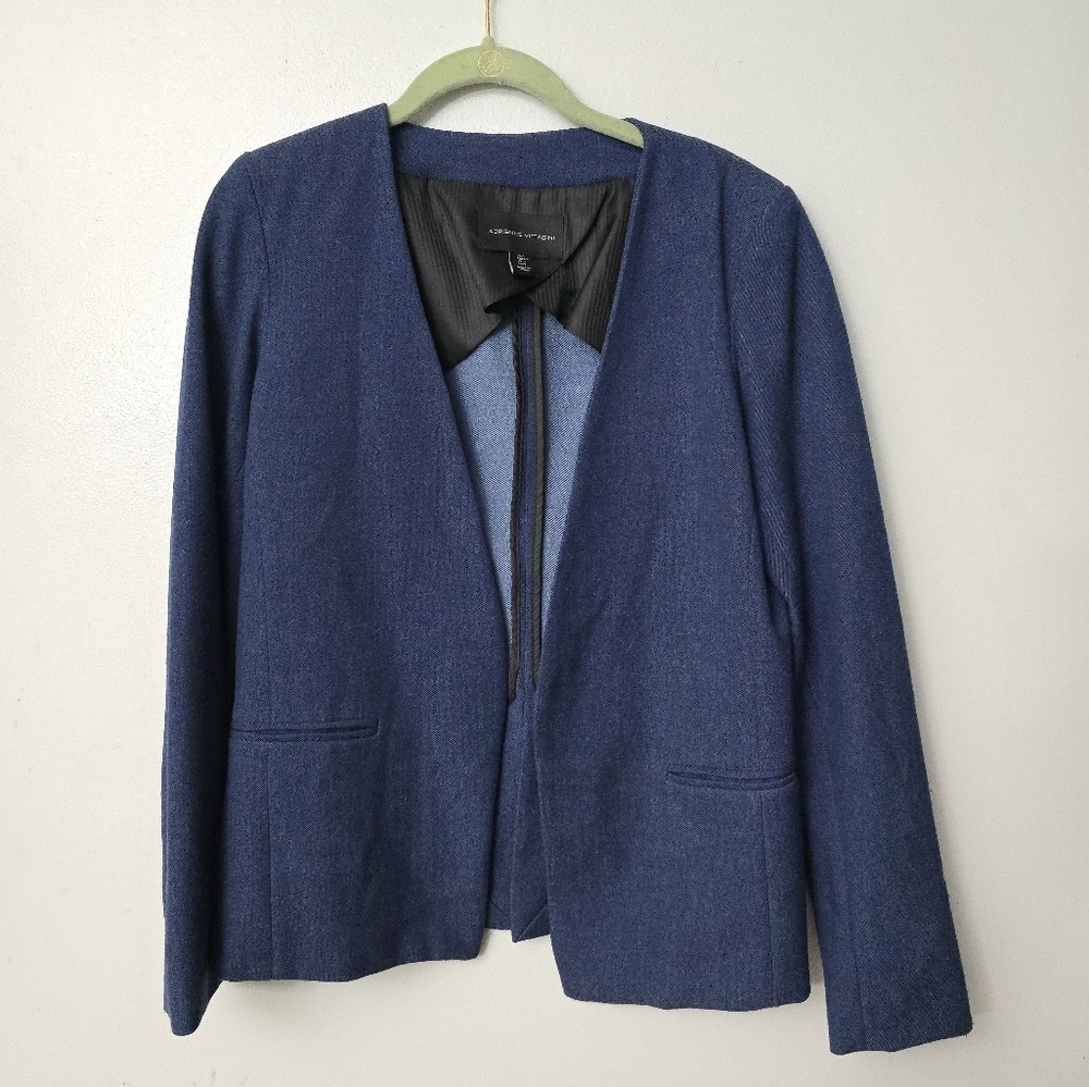 Adrienne Vittadini Blue Blazer Open Front Collarless Design
